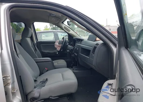 2008 Dodge Dakota Sxt/Bighorn/Lonestar z USA, uszkodzony, nr VIN 1D7HW38K98S594036